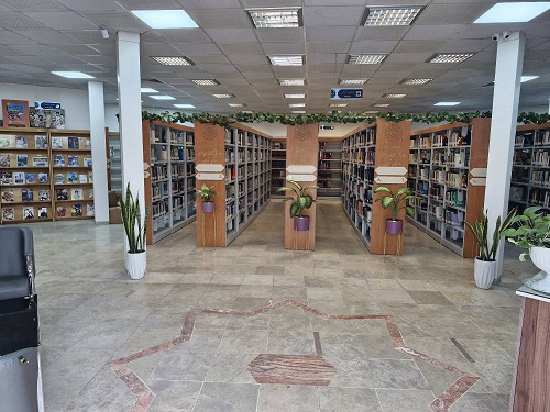 ورودی کتابخانه